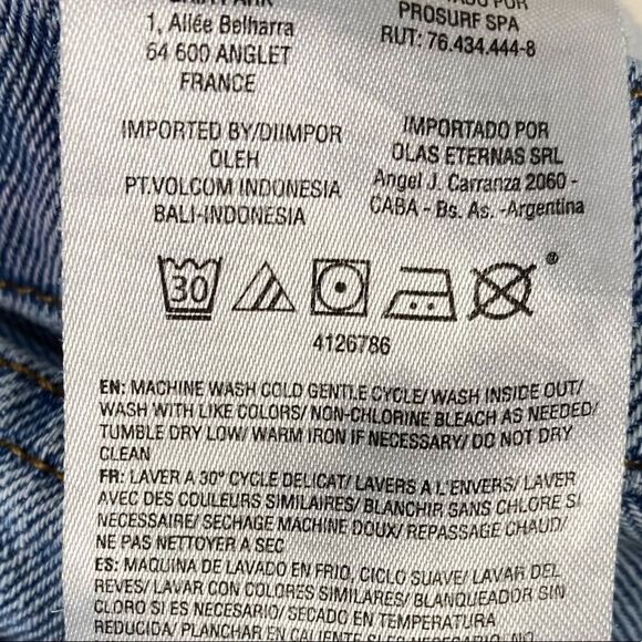 Volcom Light Wash Destroyed Denim Skinny Jeans - Picture 8 of 8